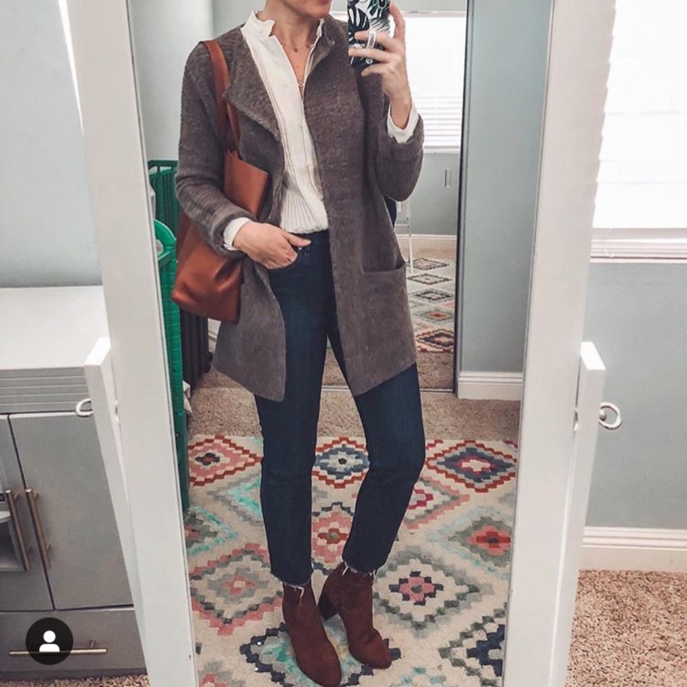 Slim calf block heel boot